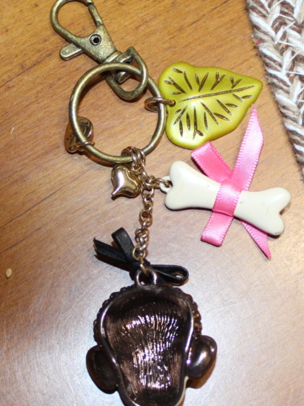 NWOT Betsey Johnson Monkey bag charm/key chain FUN! - Picture 11 of 11
